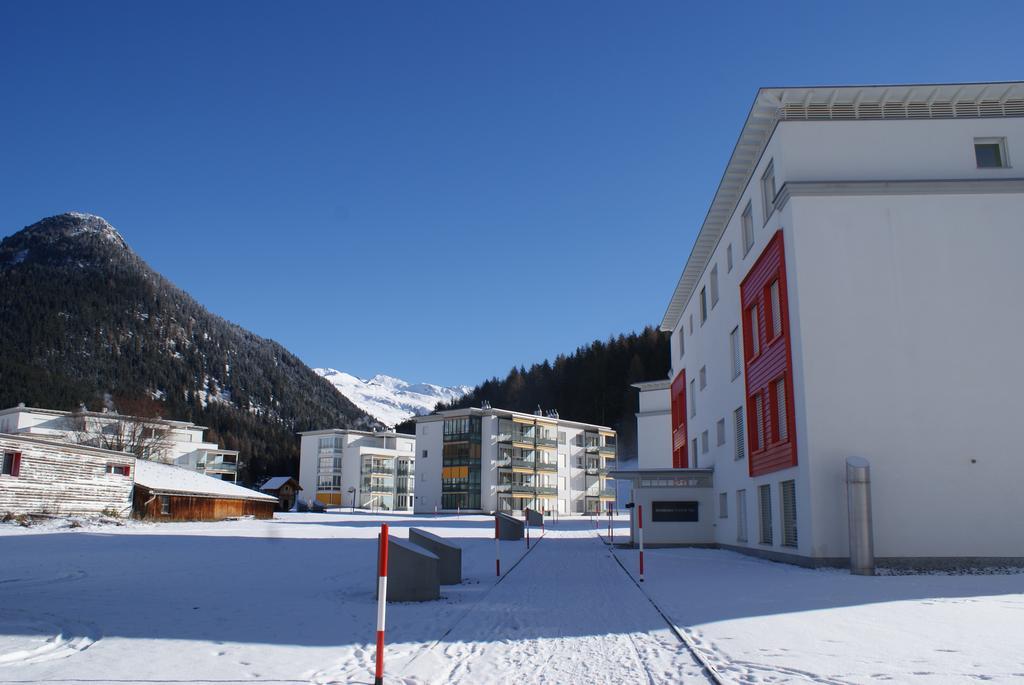 Museum 18 A Davos Apartamento Exterior foto